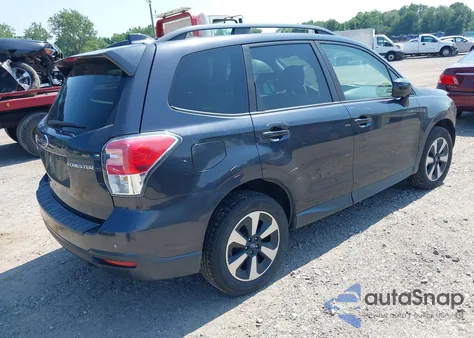 2018 Subaru Forester 2.5I Premium из США, поврежденный, VIN JF2SJAGC0JH528556